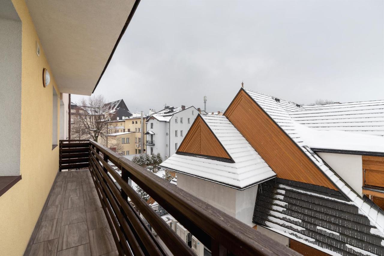 Mountain View Apartment Zborowskiego Krupowki By Noclegi Renters Zakopane Bagian luar foto