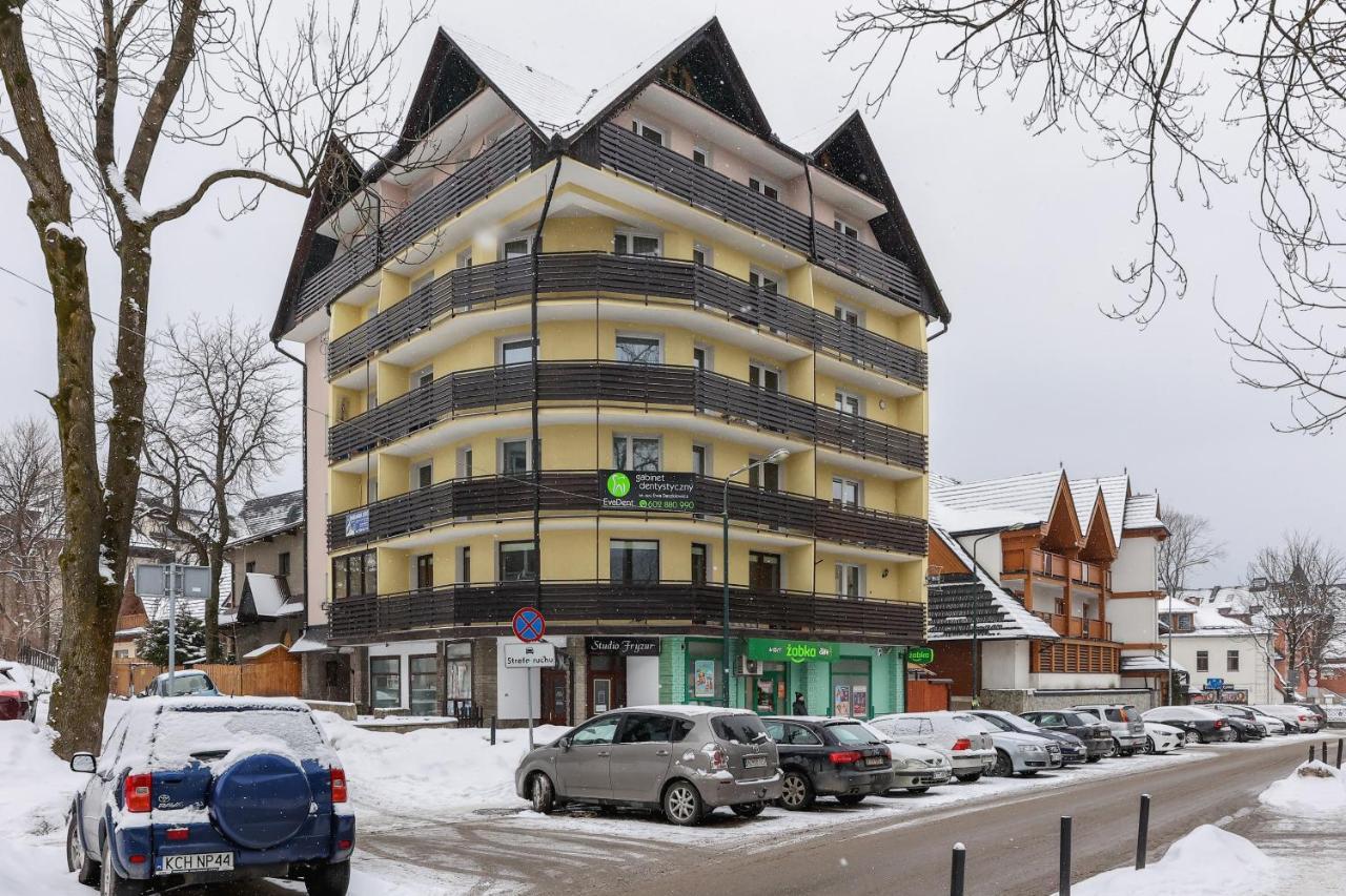 Mountain View Apartment Zborowskiego Krupowki By Noclegi Renters Zakopane Bagian luar foto