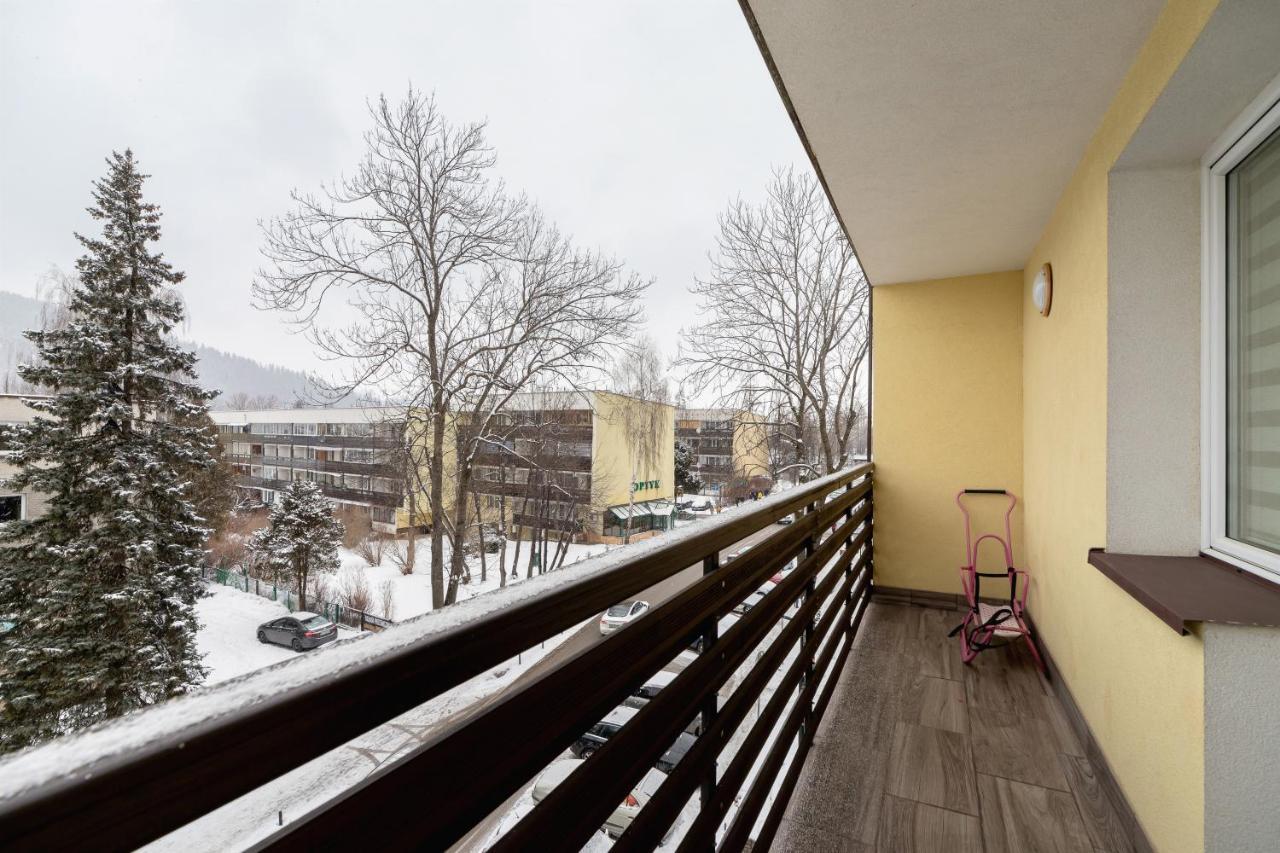 Mountain View Apartment Zborowskiego Krupowki By Noclegi Renters Zakopane Bagian luar foto